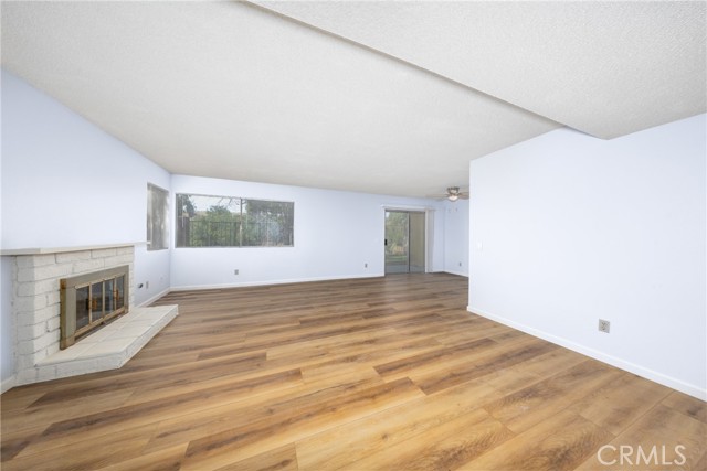 Detail Gallery Image 5 of 47 For 3118 Little Mountain #a, San Bernardino,  CA 92405 - 2 Beds | 2 Baths