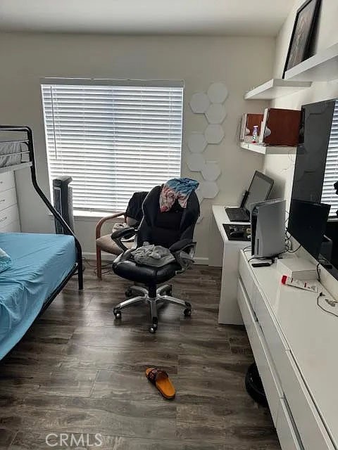 https://media.crmls.org/medias/9a6734d6-8e48-4904-bf59-f4c027c37b2e.jpg?preset=X-Large
