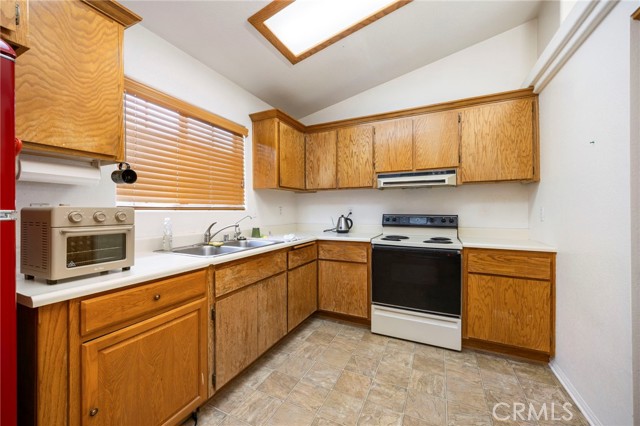 33403 111th Street, Littlerock CA: https://media.crmls.org/medias/9a690e4e-c16c-4100-8592-20e0fda2dceb.jpg