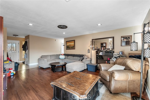 Detail Gallery Image 8 of 34 For 8181 Church, Yucca Valley,  CA 92284 - 3 Beds | 2 Baths