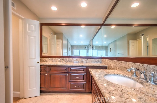 5021 Corkwood Lane, Irvine CA: https://media.crmls.org/medias/9a6b064f-2adf-43ad-9ddd-22cf8c238015.jpg