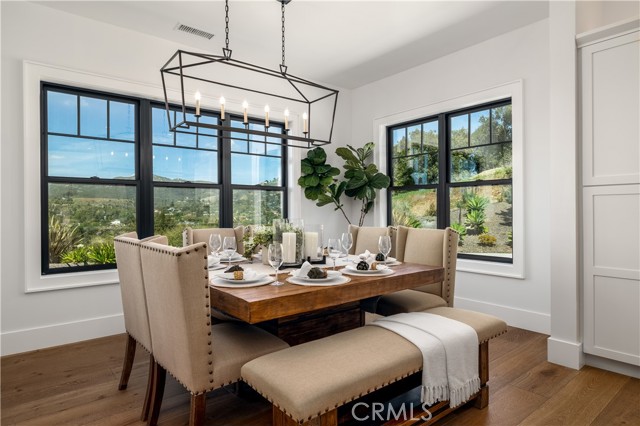 3325 Sagewood Hills Road, Vista CA: https://media.crmls.org/medias/9a6b331e-345d-4cba-b253-eb8783d1b1fa.jpg