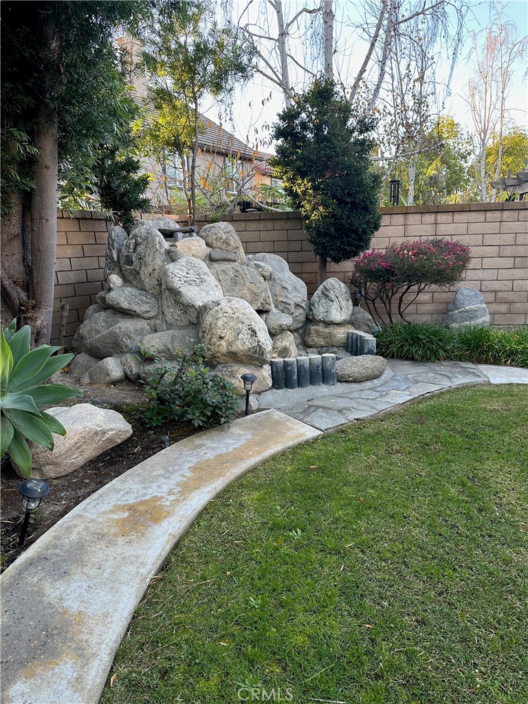 https://media.crmls.org/medias/9a6bcb7e-5e42-4a1e-864d-620f51ce32e1.jpg?preset=X-Large