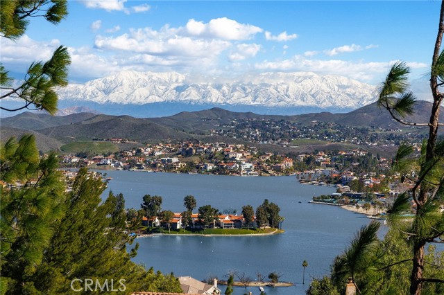 Detail Gallery Image 1 of 54 For 57 Bella Donaci, Lake Elsinore,  CA 92532 - 5 Beds | 3 Baths