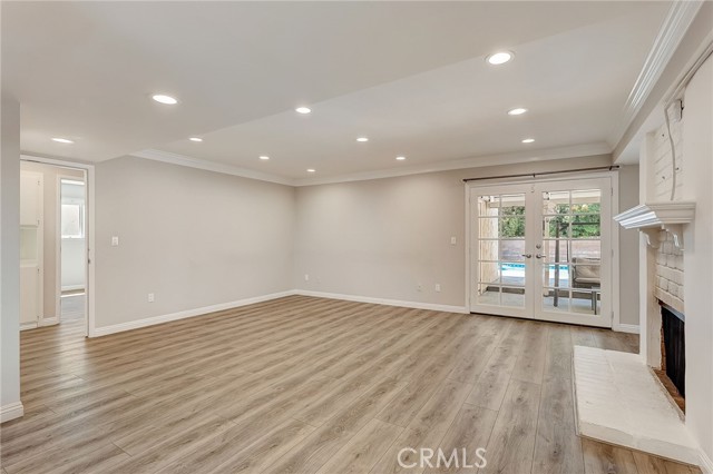 15507 La Valle Street photo 8
