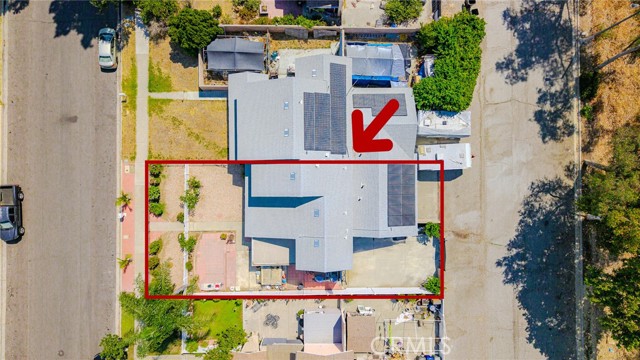 574 E Skylark Drive, Ontario CA: https://media.crmls.org/medias/9a6facb6-a13d-4410-a687-e54e864505c4.jpg