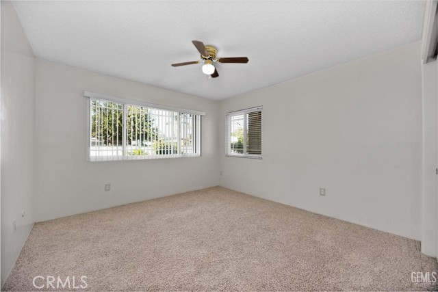 Detail Gallery Image 21 of 36 For 4709 Morro Dr, Bakersfield,  CA 93307 - 3 Beds | 2/1 Baths