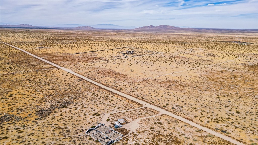 MLS #OC25280893 image #1