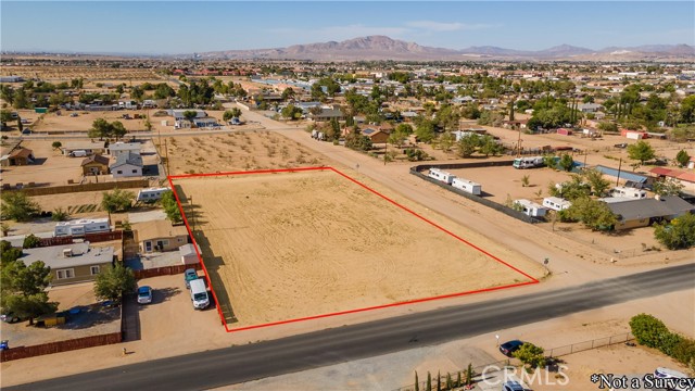 14280 Dos Palmas, Victorville CA: https://media.crmls.org/medias/9a70f7de-67e6-4bcb-88fe-47d37c3eb0ca.jpg