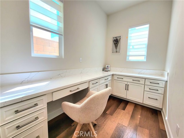 Detail Gallery Image 7 of 37 For 346 Sawbuck, Irvine,  CA 92618 - 5 Beds | 5/3 Baths