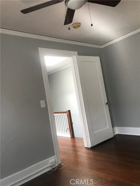 254 E Glenarm Street, Pasadena CA: https://media.crmls.org/medias/9a718a79-ffe0-4a04-ab0d-fbc718c0dbb9.jpg