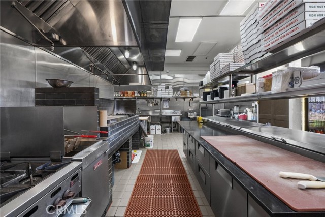 12061 Strathern Street, North Hollywood CA: https://media.crmls.org/medias/9a71e585-1c11-48aa-ad90-34f20f44674e.jpg