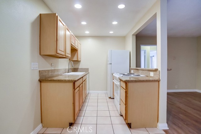 Detail Gallery Image 8 of 15 For 335 Cedar Ave #206,  Long Beach,  CA 90802 - 1 Beds | 1 Baths