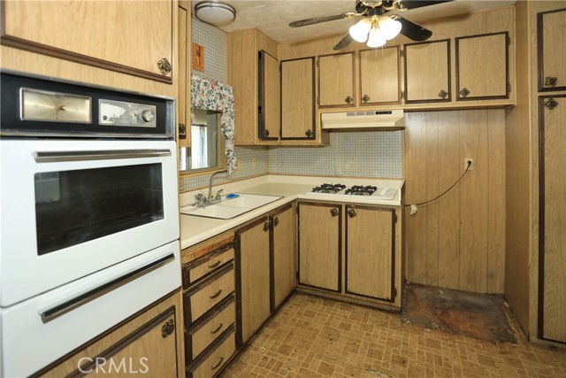 Detail Gallery Image 11 of 23 For 391 Montclair Dr #176,  Big Bear City,  CA 92314 - 2 Beds | 2 Baths