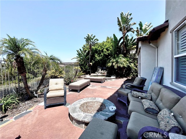 Detail Gallery Image 11 of 52 For 4413 Mar Escarpa, San Clemente,  CA 92673 - 4 Beds | 3/1 Baths