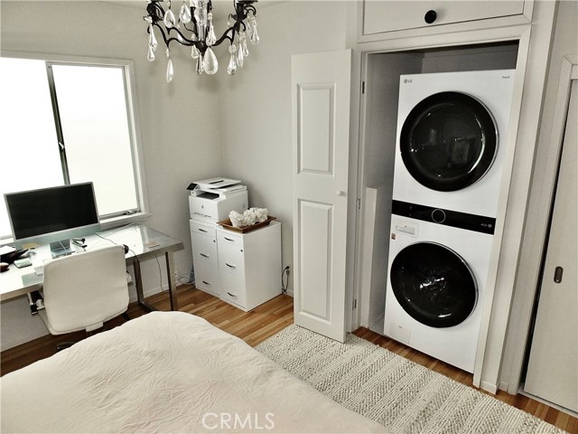 3901 E Livingston Drive, Long Beach CA: https://media.crmls.org/medias/9a73d688-b34d-42c5-8d13-960123026327.jpg
