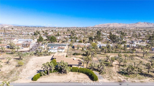 Detail Gallery Image 31 of 34 For 7411 Joshua Ln, Yucca Valley,  CA 92284 - 6 Beds | 2 Baths