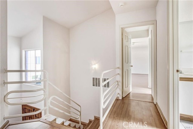 Detail Gallery Image 29 of 37 For 14349 Tiara St, Sherman Oaks,  CA 91401 - 6 Beds | 4/1 Baths