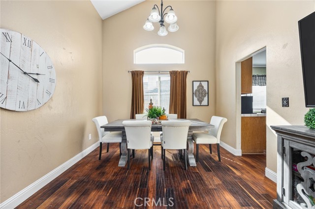 Detail Gallery Image 10 of 39 For 9711 Touchstone, Bakersfield,  CA 93311 - 6 Beds | 3 Baths