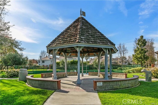 6260 Napoli Court, Long Beach CA: https://media.crmls.org/medias/9a771397-2af0-4e25-b7b9-69fd31693927.jpg