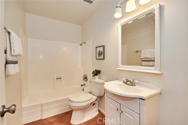 4725 Cardena, Yorba Linda CA: https://media.crmls.org/medias/9a774048-c0f3-43e0-bfea-6b9f147f9d27.jpg