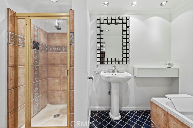 Detail Gallery Image 29 of 43 For 8787 Shoreham Dr #201,  West Hollywood,  CA 90069 - 1 Beds | 1 Baths