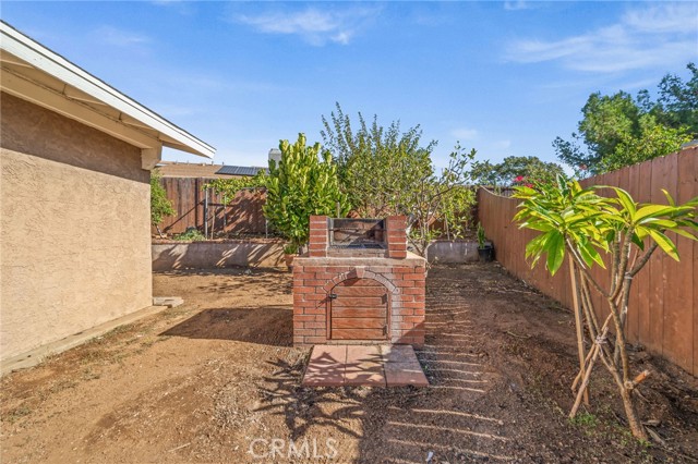 820 Cozy Court, Fallbrook CA: https://media.crmls.org/medias/9a796639-4be9-4fd3-a3e6-677fb63afeba.jpg