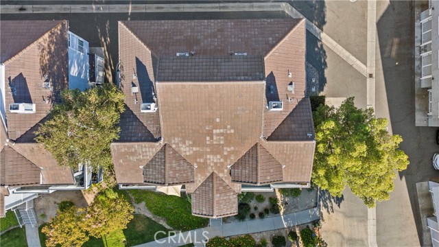 26964 Flo Lane, Canyon Country CA: https://media.crmls.org/medias/9a799932-0326-4119-8dc9-57cf9500f1ee.jpg