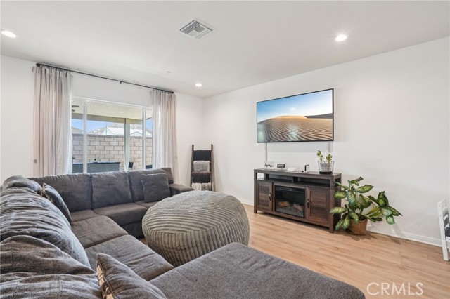 Detail Gallery Image 7 of 63 For 26644 Dior Ct, Menifee,  CA 92585 - 4 Beds | 2 Baths