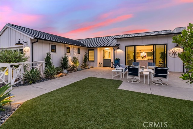 Detail Gallery Image 1 of 1 For 1231 Sand Key, Corona Del Mar,  CA 92625 - 4 Beds | 3/1 Baths