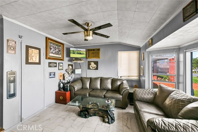 803 N Grandee, Compton CA: https://media.crmls.org/medias/9a7c4e5a-ebbd-4bd9-9386-8644ae9d169b.jpg