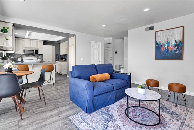 12725 Sundown Road, Victorville CA: https://media.crmls.org/medias/9a7c78db-f560-4efe-a6cc-9cc854ce5f73.jpg