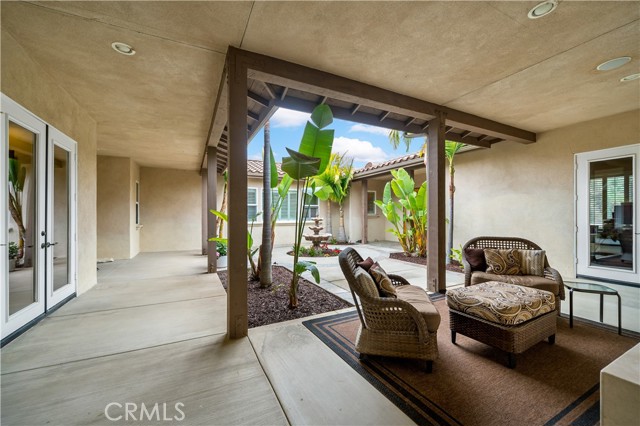 Detail Gallery Image 10 of 48 For 39415 Calle Anita, Temecula,  CA 92592 - 4 Beds | 4/1 Baths