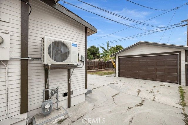 Detail Gallery Image 19 of 23 For 29 W Zane St, Long Beach,  CA 90805 - 3 Beds | 1 Baths