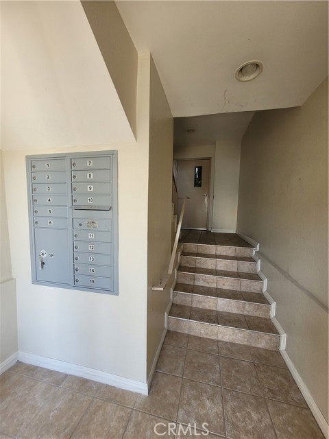 Detail Gallery Image 2 of 13 For 11041 La Maida St #8,  North Hollywood,  CA 91601 - 2 Beds | 2 Baths