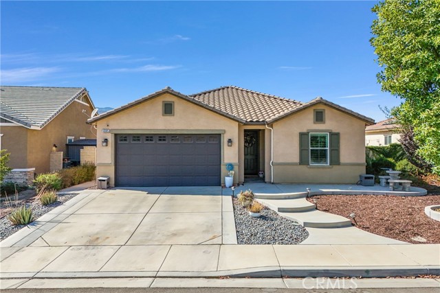 Detail Gallery Image 1 of 23 For 4085 Tamarind Ridge, Lake Elsinore,  CA 92530 - 4 Beds | 2 Baths