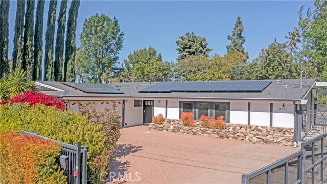 Image 2 for 5752 Wallis Ln, Woodland Hills, CA 91367