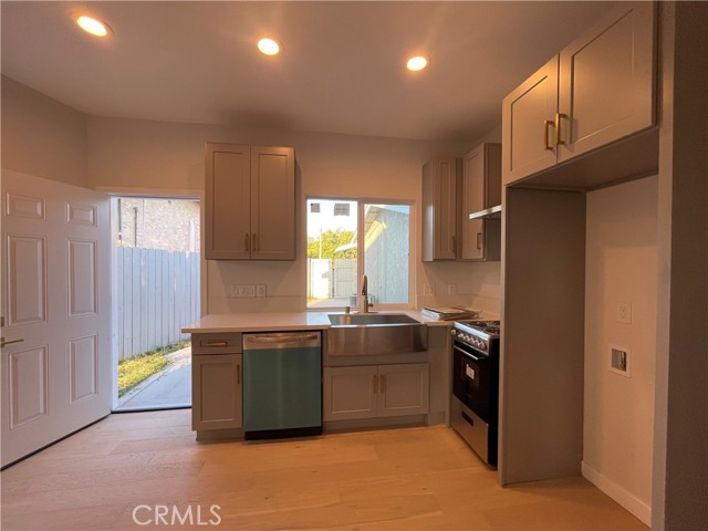 623 E Elm Street, Ontario CA: https://media.crmls.org/medias/9a80a9ef-5b3f-4489-9abb-85230d25215b.jpg