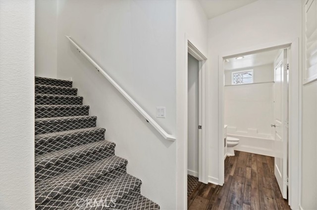 13893 La Pradera Way, Eastvale CA: https://media.crmls.org/medias/9a8129b9-2e5d-481b-af5f-0df484c9bead.jpg
