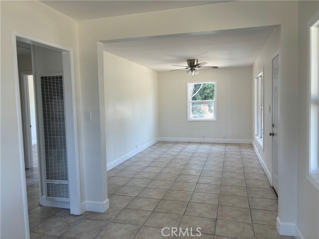 Detail Gallery Image 8 of 12 For 11904 Painter Ave, Whittier,  CA 90605 - 8 Beds | 4 Baths
