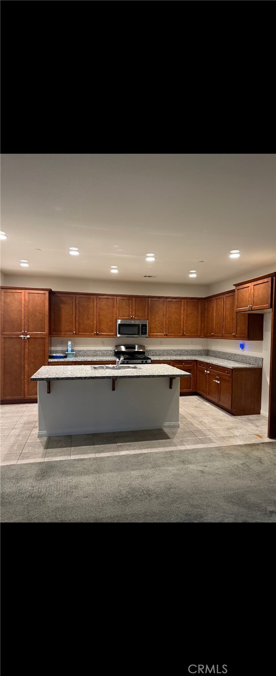 Detail Gallery Image 2 of 29 For 603 S Fillmore, Rialto,  CA 92376 - 4 Beds | 3 Baths