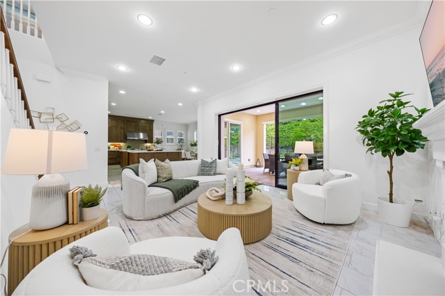 Detail Gallery Image 4 of 62 For 30 Swift, Lake Forest,  CA 92630 - 5 Beds | 4/1 Baths