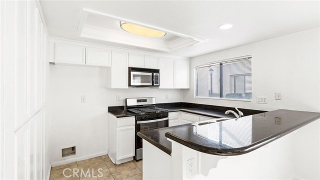 Detail Gallery Image 7 of 33 For 508 N Imperial Ave a,  Ontario,  CA 91764 - 3 Beds | 2 Baths