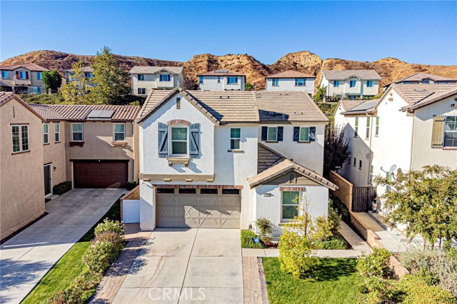 Detail Gallery Image 2 of 33 For 29027 via Patina, Valencia,  CA 91354 - 4 Beds | 3/1 Baths