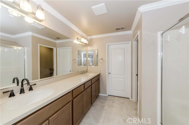 Detail Gallery Image 17 of 36 For 15723 Parkhouse Dr #75,  Fontana,  CA 92336 - 4 Beds | 3/1 Baths