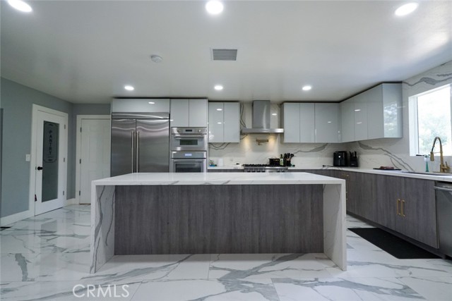 Detail Gallery Image 6 of 17 For 2364 Las Palomas, La Habra Heights,  CA 90631 - 4 Beds | 3/1 Baths