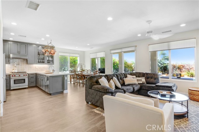 Image 2 of 9 For 81880 Eagle Claw Drive