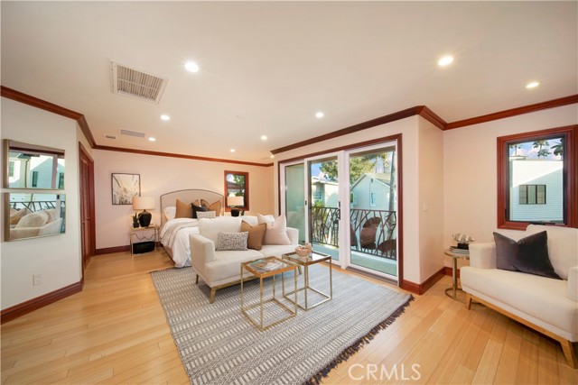 3908 Channel Place, Newport Beach CA: https://media.crmls.org/medias/9a857c06-4df5-46bb-9831-5282b7f76cc7.jpg