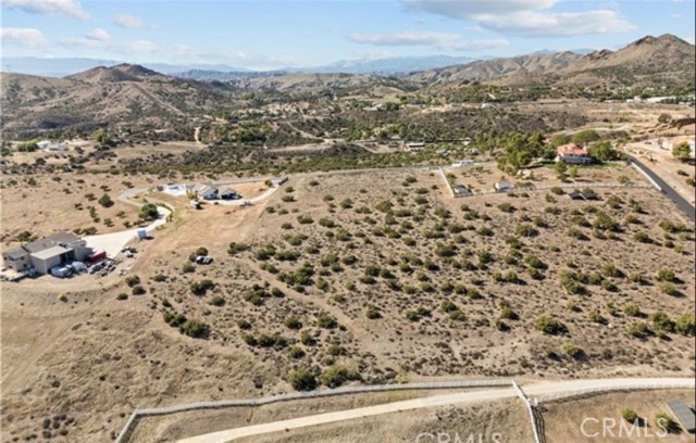  Land for Sale in Agua Dulce, California