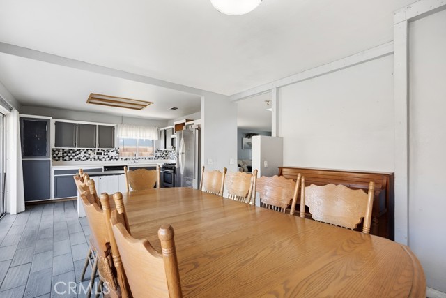 Detail Gallery Image 17 of 41 For 1216 Lilac Ridge Dr, Perris,  CA 92571 - 4 Beds | 2/1 Baths